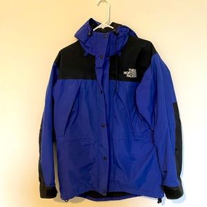 North Face- Women’s Medium